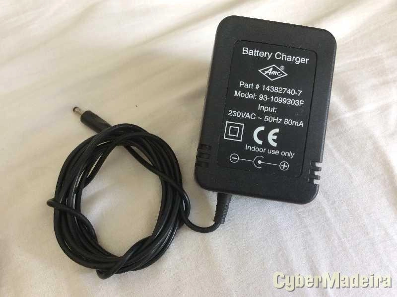 Carregador modelo 93-1099303F para Sagem