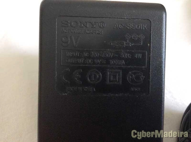 Carregador Sony AC-S901K