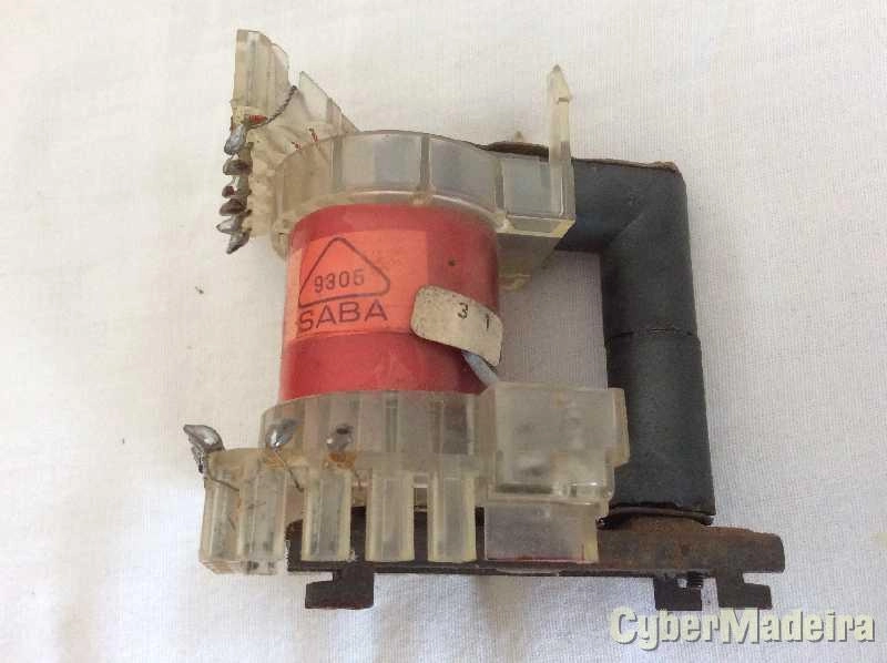 Transformador de linhas 75200 235 00   SABA