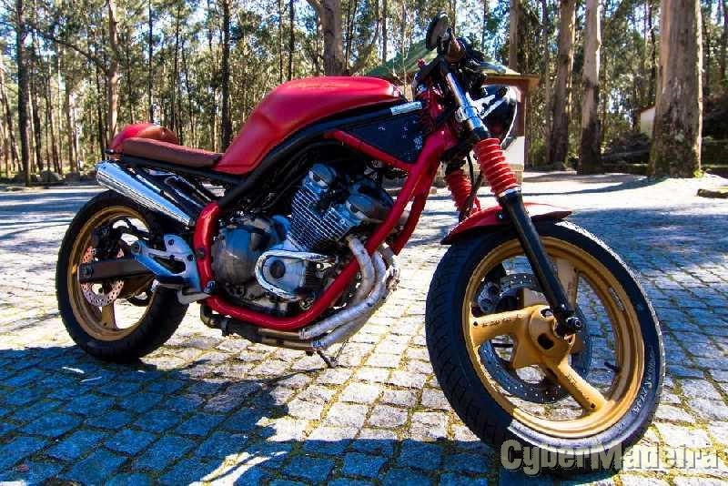 Yamaha 29 600 cc Supermoto