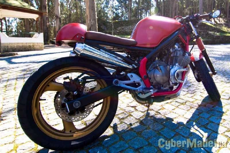Yamaha 29 600 cc Supermoto