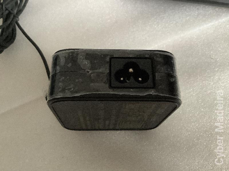 Carregador original Asus ADP-65GD   19V , 3,42A