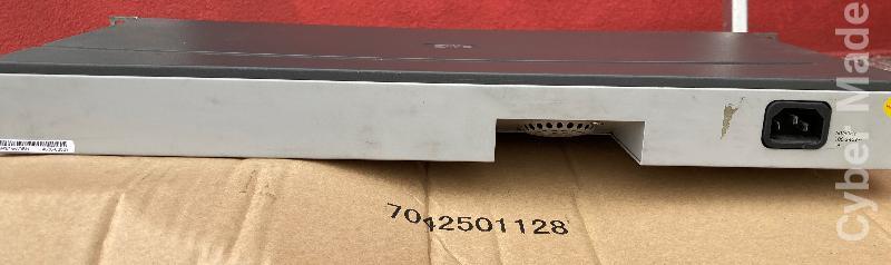 Switch HP Procurve 2124 J4868A 24 portas