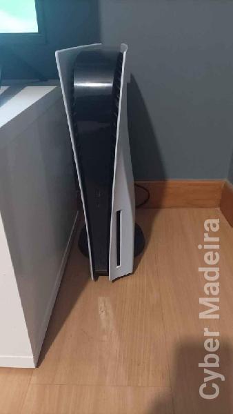 PlayStation 5 + Comando SONY + 10 JOGOS (Ano 2023)