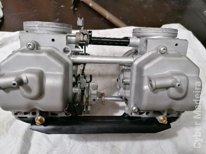 Conjunto carburadores Honda CB 250 N ano 1980