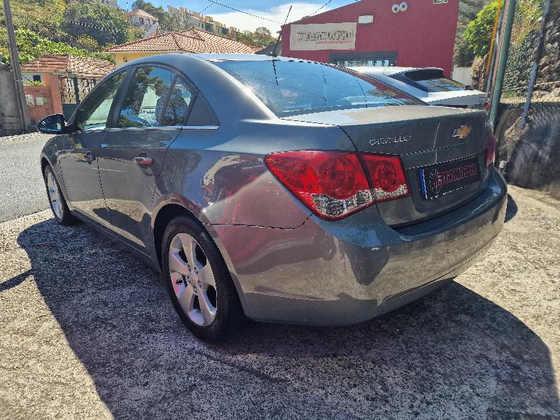 CHEVROLET CRUZE 2.0 VCDI LT 150cv Gasóleo
