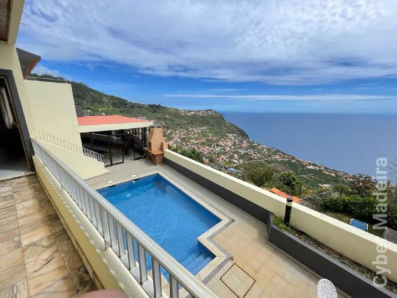 Moradia T4 para Venda Arco da Calheta, Cales e Chade