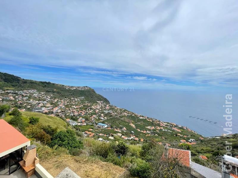 Moradia T4 para Venda Arco da Calheta, Cales e Chade
