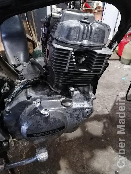 Motor Honda CB 250 N