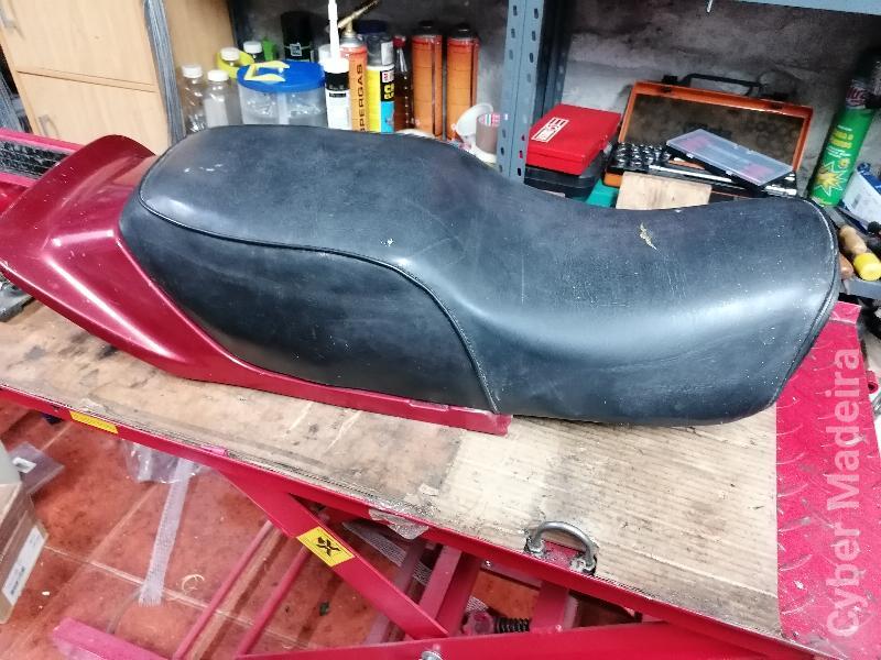 Selim Honda CB 250 N