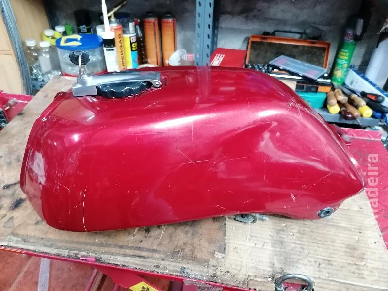 Depósito de combustível Honda CB 250 N