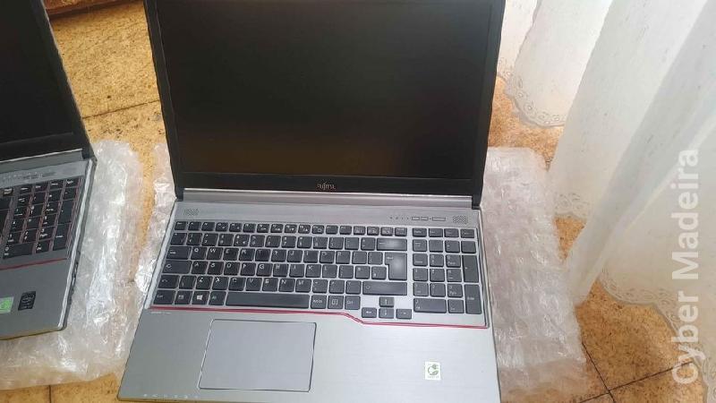 Portatil Fujitsu i7 8gb ram 128ssd w11 Fujitsu