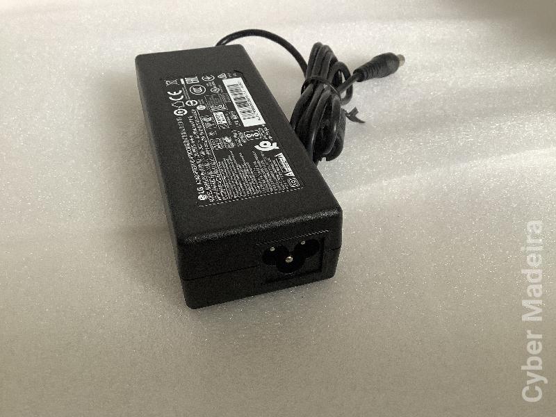 Carregador original LG  DA-65G19