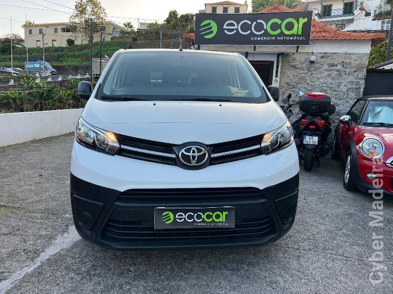 TOYOTA PROACE 1.5 D-4D 120 cv 9 Lugares Gasóleo