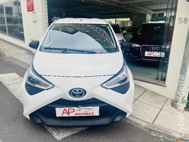 TOYOTA AYGO X-PLAY 1.0 Gasolina