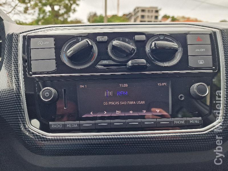 VOLKSWAGEN UP 1.0 MOVE Gasolina