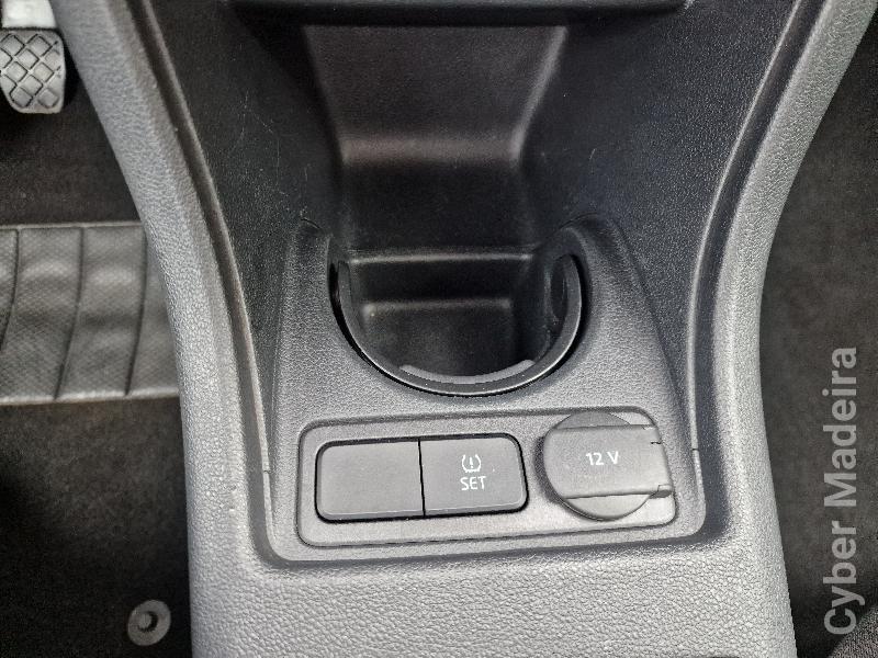 VOLKSWAGEN UP 1.0 MOVE Gasolina