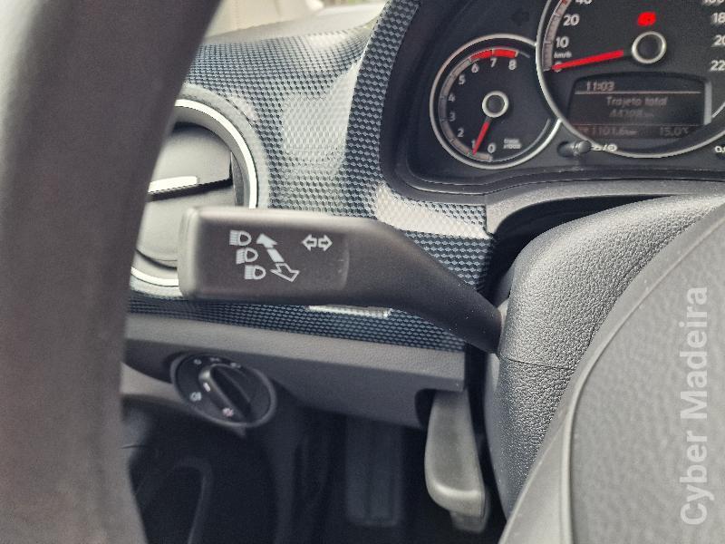 VOLKSWAGEN UP 1.0 MOVE Gasolina