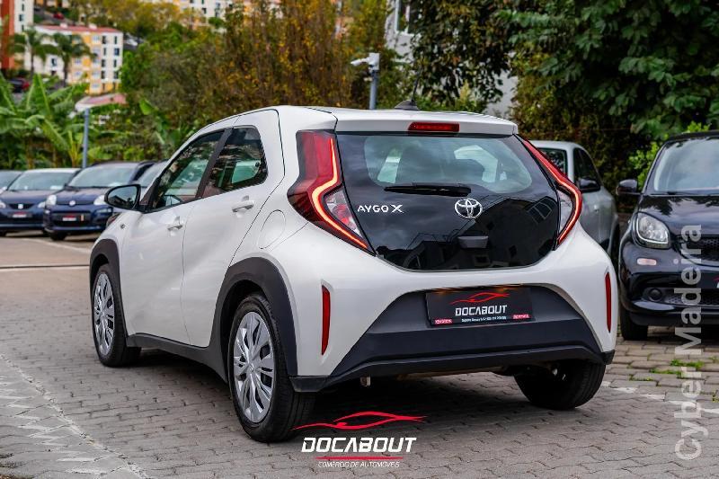 TOYOTA AYGO X 1.0 Play Gasolina