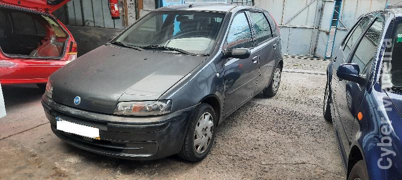 FIAT PUNTO 188 1.2 16V Gasolina 80 CV Gasolina