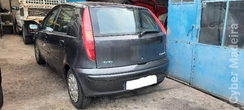 FIAT PUNTO 188 1.2 16V Gasolina 80 CV Gasolina