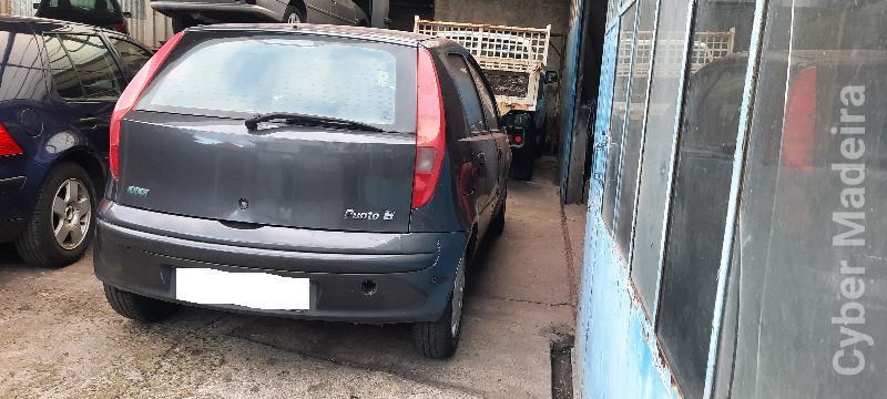 FIAT PUNTO 188 1.2 16V Gasolina 80 CV Gasolina