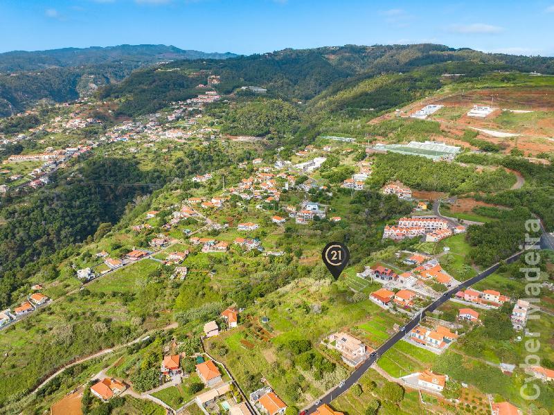 Terreno Outros para Venda Santa Cruz, Janeiro