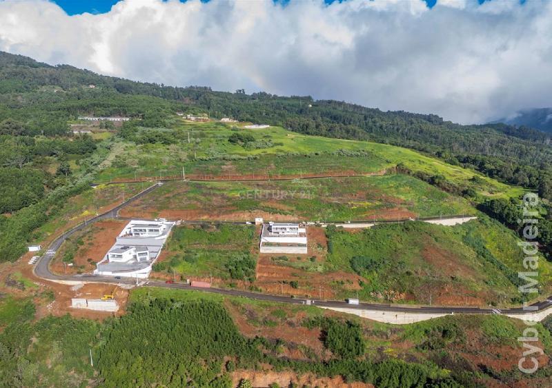 Terreno Outros para Venda Santa Cruz, Janeiro