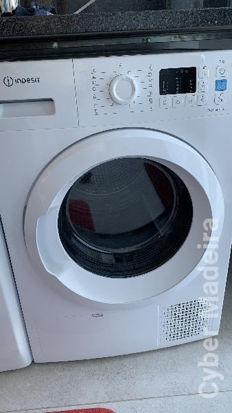 Como novo, para venda urgente, Calheta, Indesit YTN M10 91 R 9 Kg