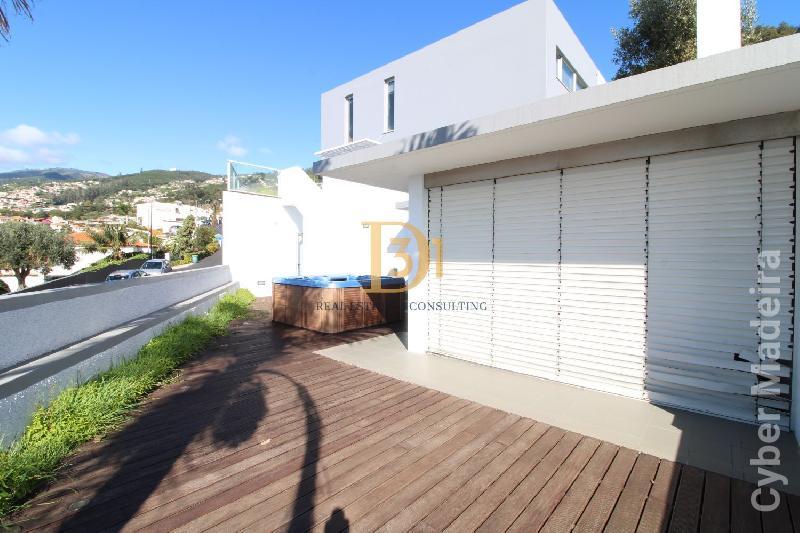 Moradia T3 para Venda São Gonçalo, Palheiro Golf