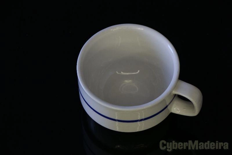 Chávena de Café clássica com linha azul