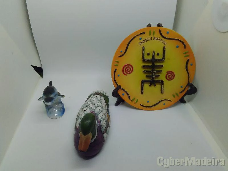 Vários artigos de decoração