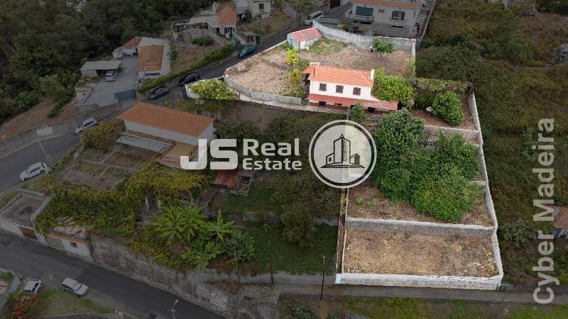 Moradia T4 para Venda Santo António, Laranjal
