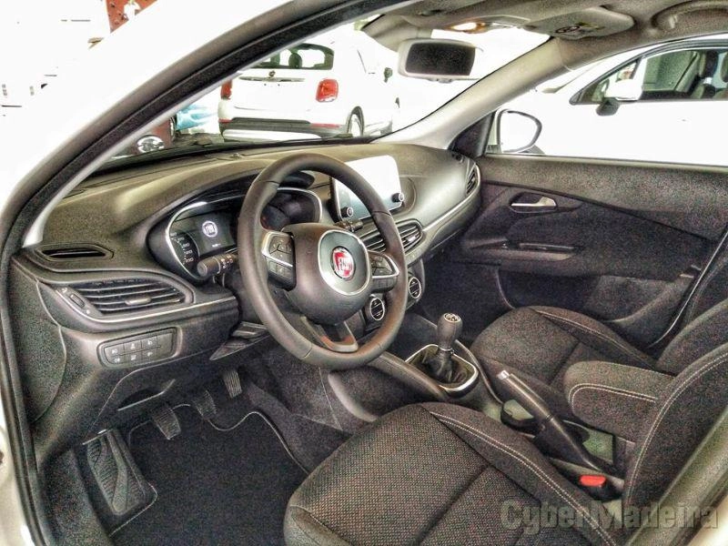 FIAT TIPO 1.3 Multijet 95Cv - Gasóleo Gasóleo