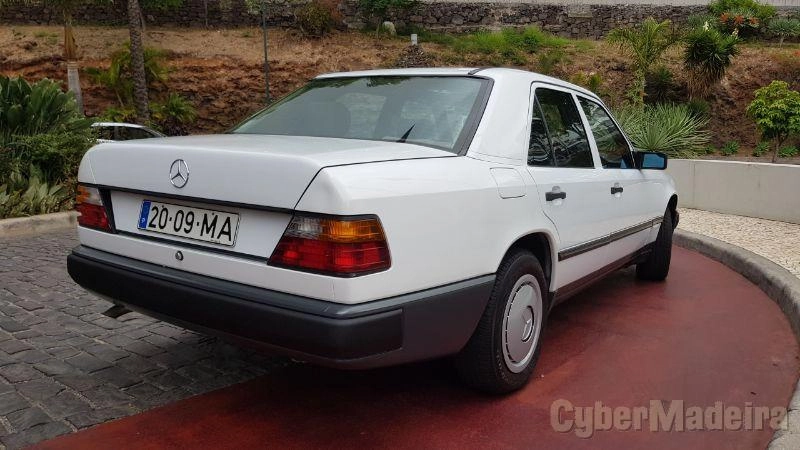 MERCEDES E 200E (Gasolina) 38 020 Kms  RHD (W124) Gasolina