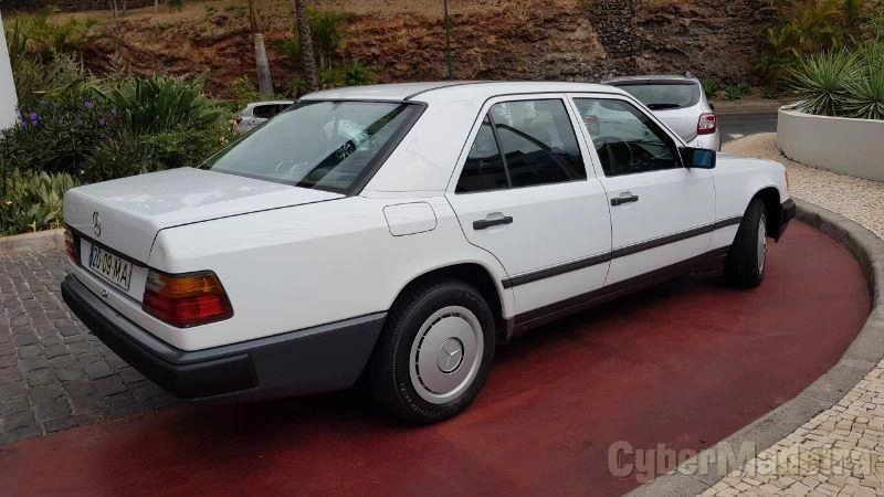MERCEDES E 200E (Gasolina) 38 020 Kms  RHD (W124) Gasolina