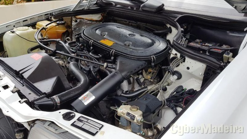 MERCEDES E 200E (Gasolina) 38 020 Kms  RHD (W124) Gasolina