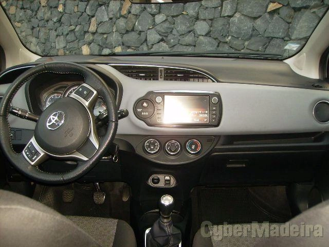 TOYOTA YARIS 1.4 D4D GASOLEO Gasóleo