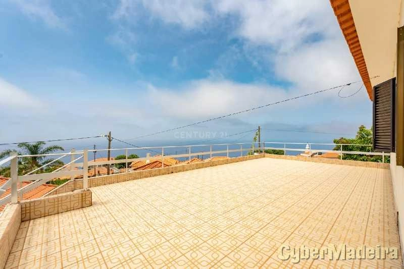 Moradia T5 para Venda Arco da Calheta, Cales e Chade