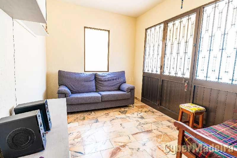 Moradia T5 para Venda Arco da Calheta, Cales e Chade