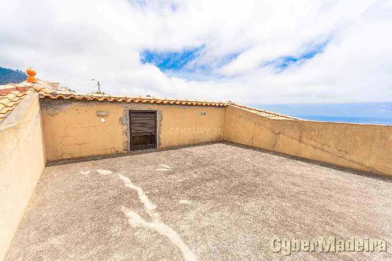 Moradia T5 para Venda Arco da Calheta, Cales e Chade