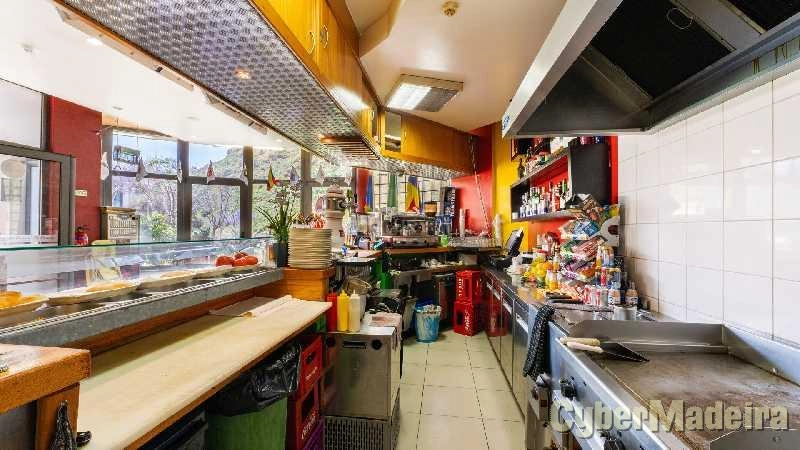 Negocios T0 para Venda Ribeira Brava, Meia Légua