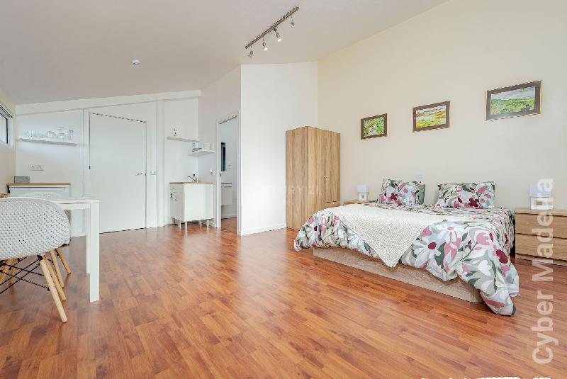 Moradia T6 para Venda Caniço, Garajau