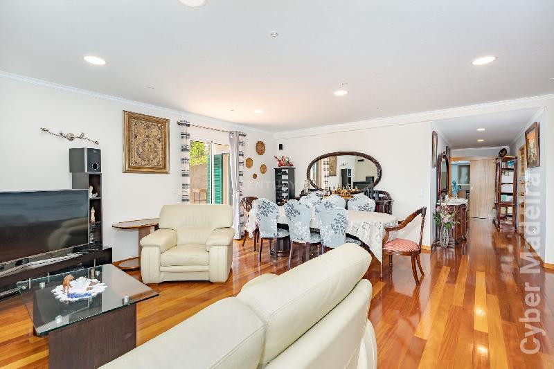 Apartamento T2 para Venda Canhas, Travessa Poiso