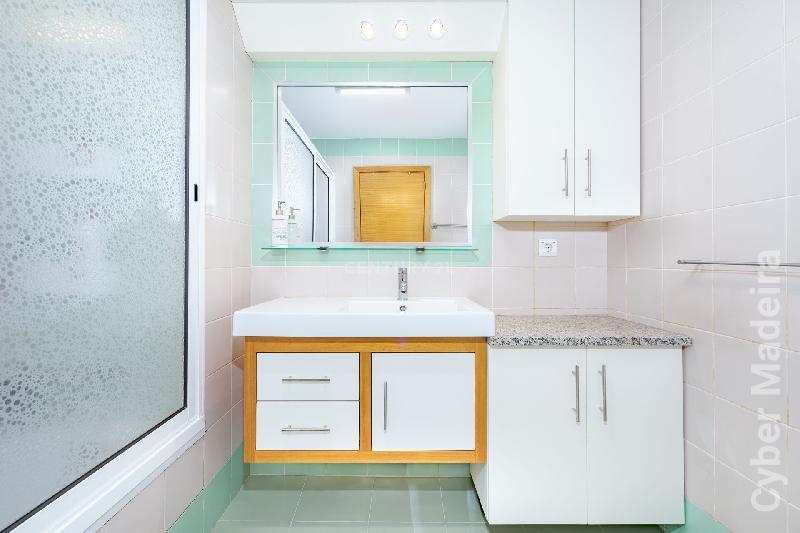 Apartamento T2 para Venda Canhas, Travessa Poiso