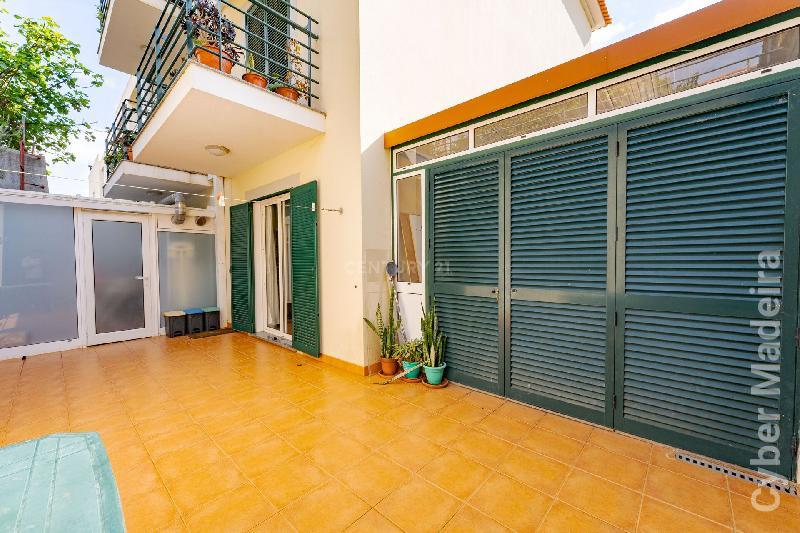 Apartamento T2 para Venda Canhas, Travessa Poiso