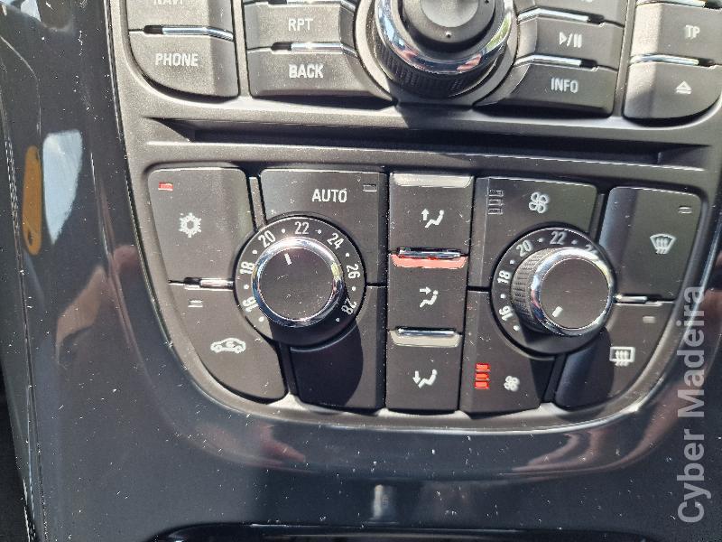 OPEL ASTRA ST 1.6 CDTI COSMO Gasóleo