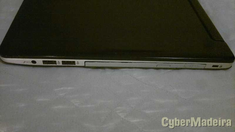 Asus S46 Zenbook Series i3 3217U, 14" Asus