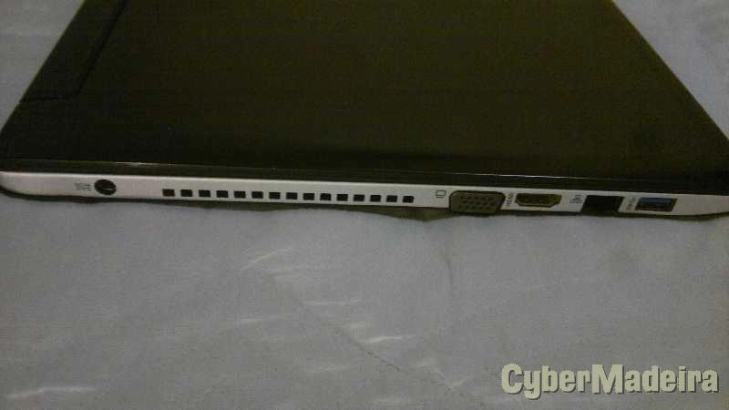 Asus S46 Zenbook Series i3 3217U, 14" Asus