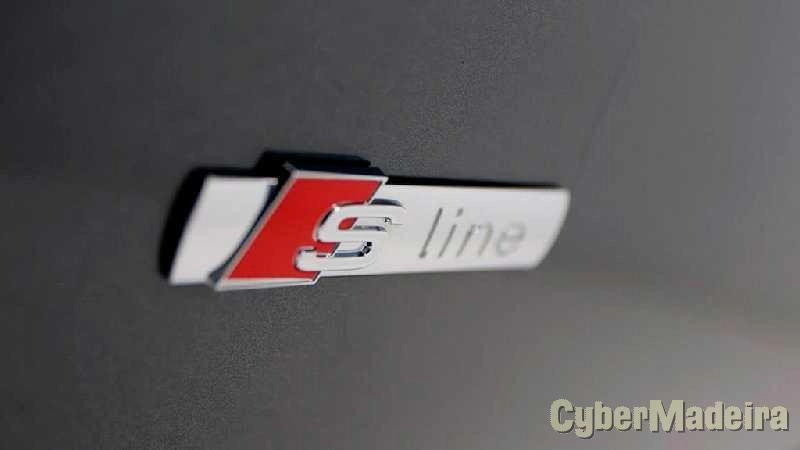 AUDI A4 Limousine S line Híbrido